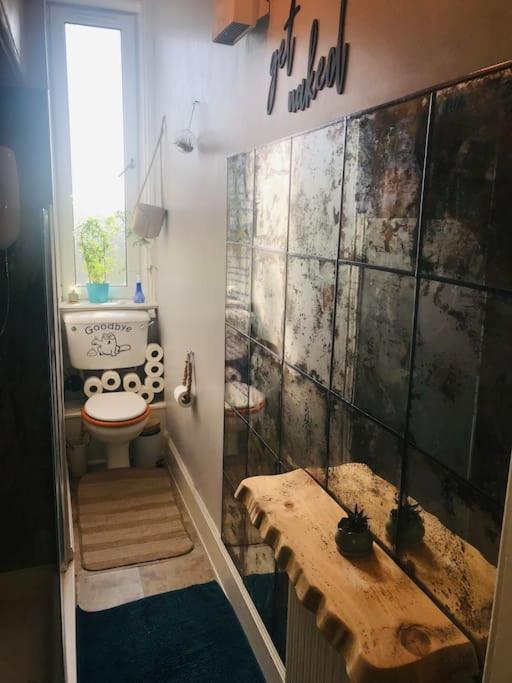 Cosy 2 Bedroom Flat In Edimburgo Esterno foto